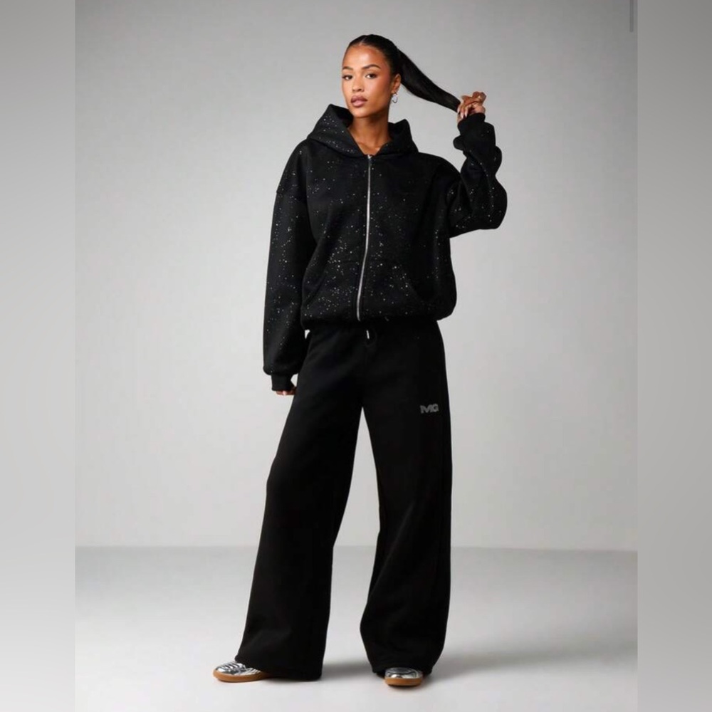 MISSGUIDED Sparkly Hooded Sweatshirt With Metallic Specks Full Zip Closure - Picture 3 of 5
